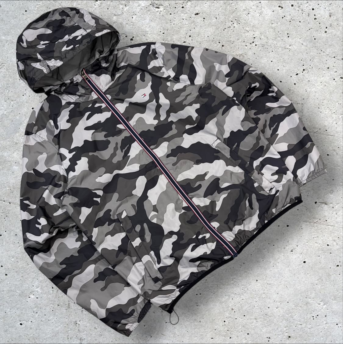 [M] 타미힐피거 카모 후드 바람막이 자켓 D824 상품이미지1