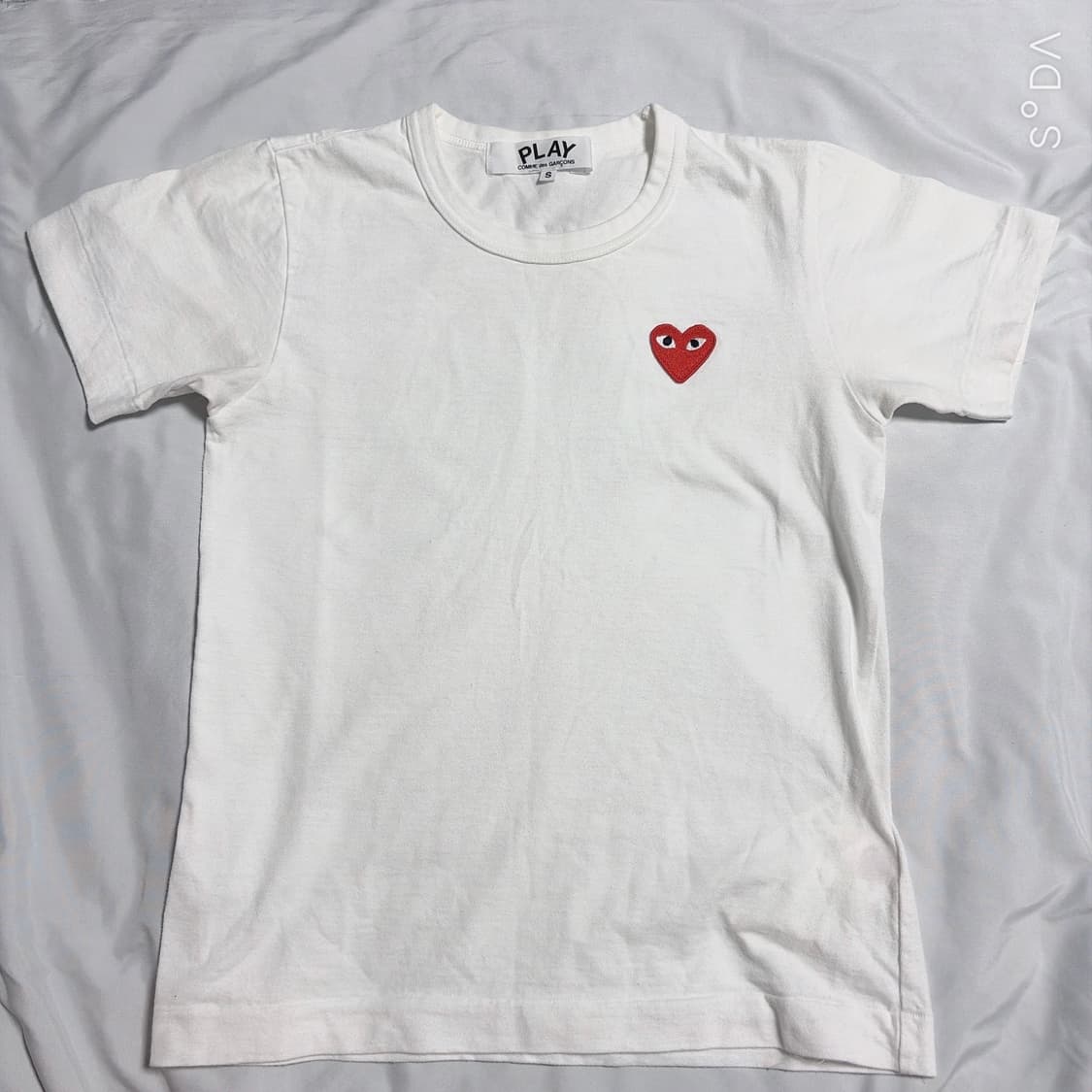 꼼데가르송 플레이 흰색 반팔티 S 상품이미지1