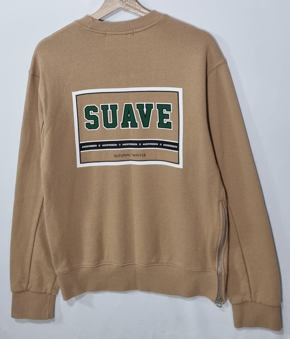 S ) 앤더슨벨 다크베이지 맨투맨 상품이미지2