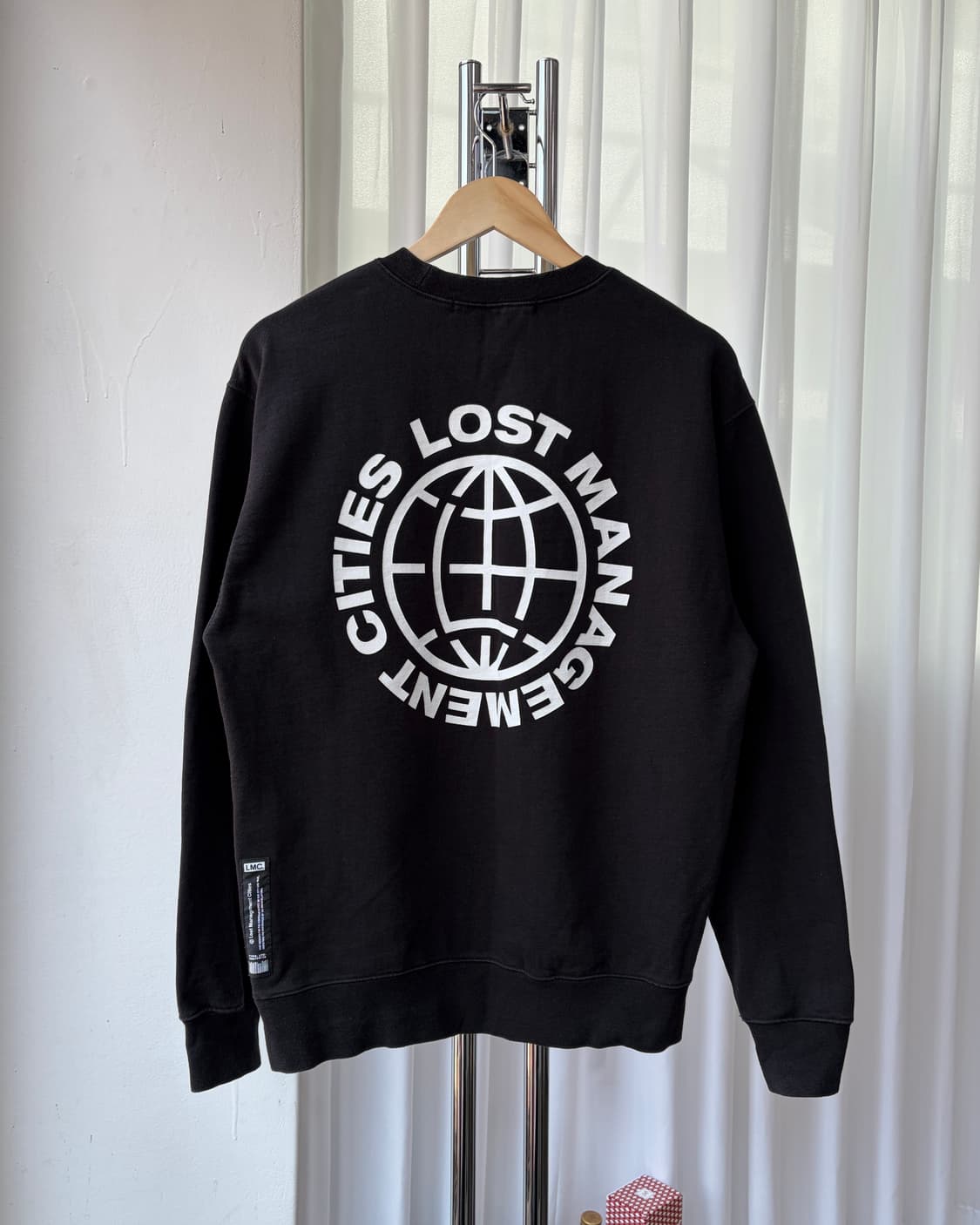 [M]LMC 엘엠씨 빅로고 블랙 맨투맨 상품이미지2