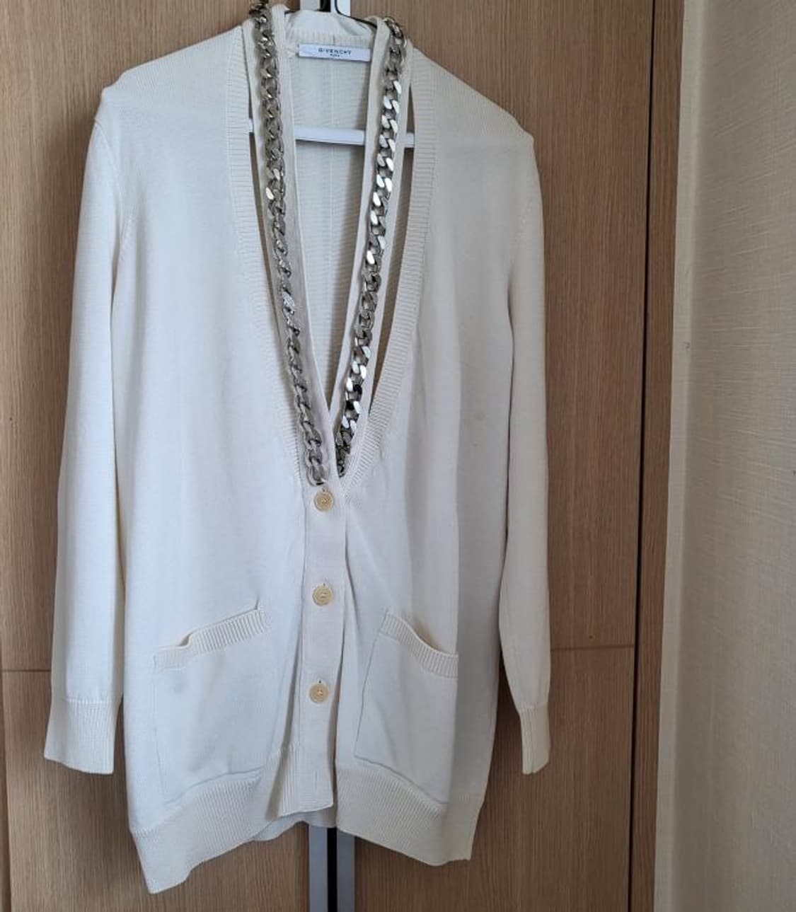 지방시 체인롱가디건 상품이미지3