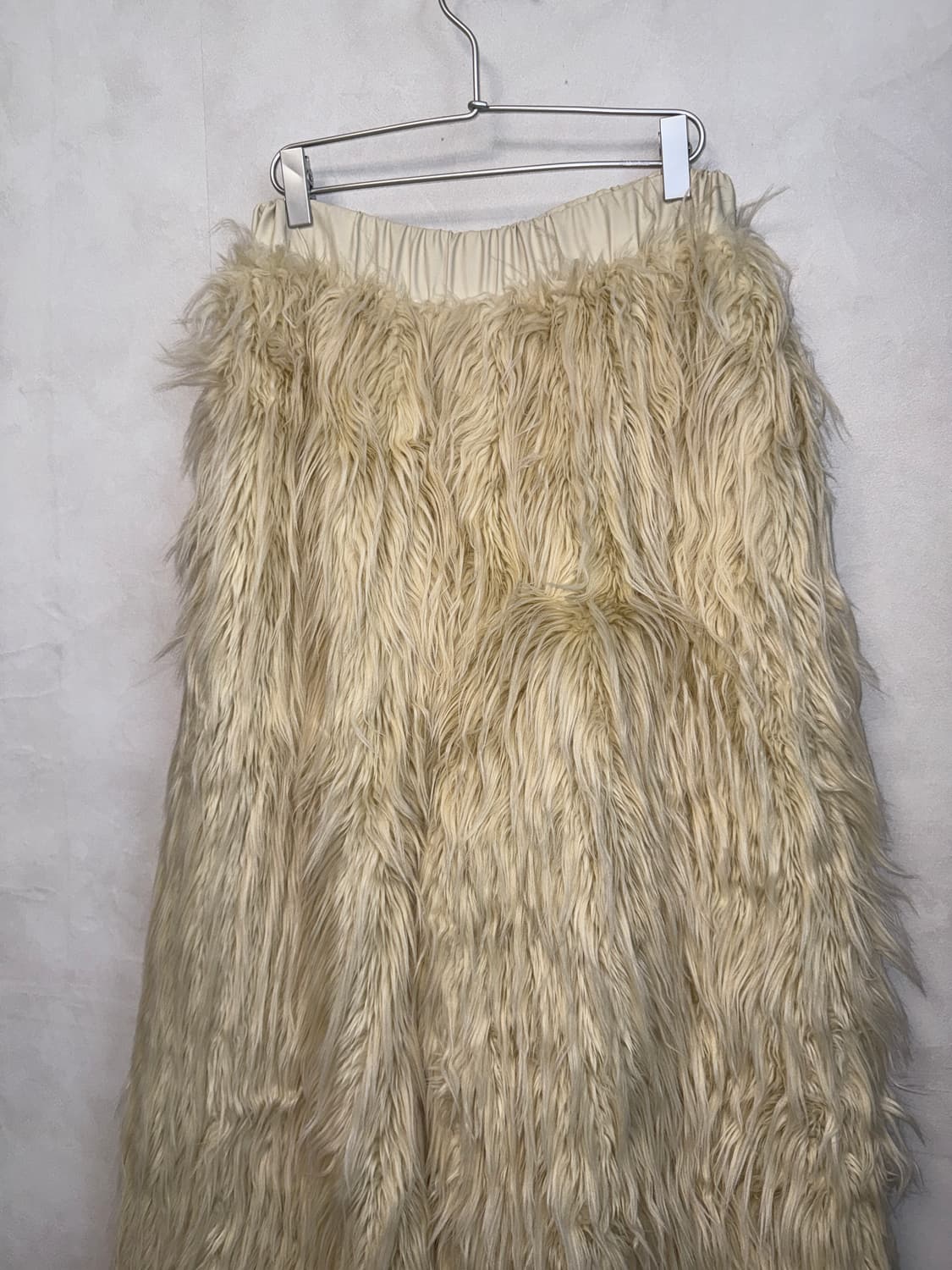 Ivory grunge fur over pants  상품이미지2