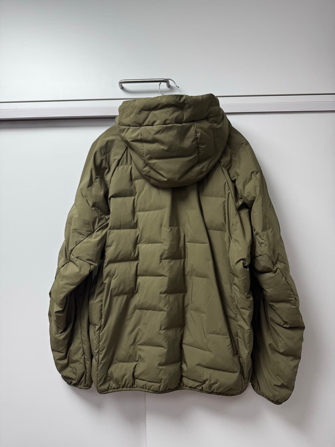 유니클로 경량 패딩 상품이미지2