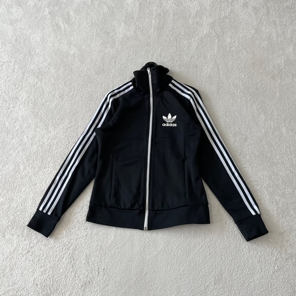 100 아디다스 여성 유로파 블랙 져지 상품이미지1