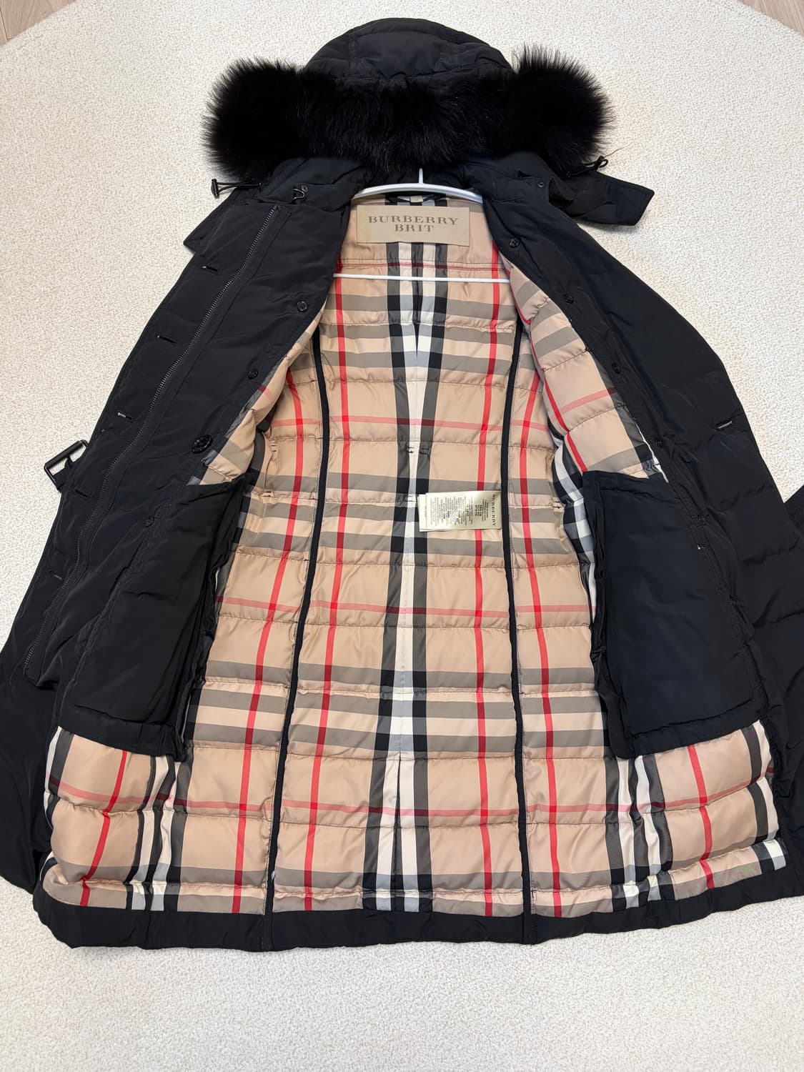 버버리 알러데일 폭스퍼 롱패딩 상품이미지7