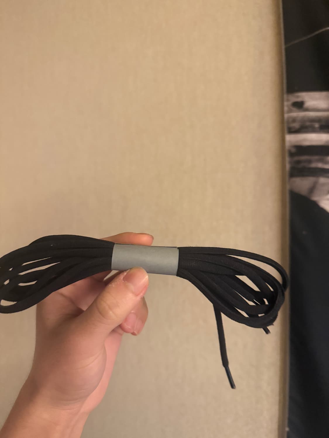 발렌시아가 디펜더 여분 끈 새상품 상품이미지1