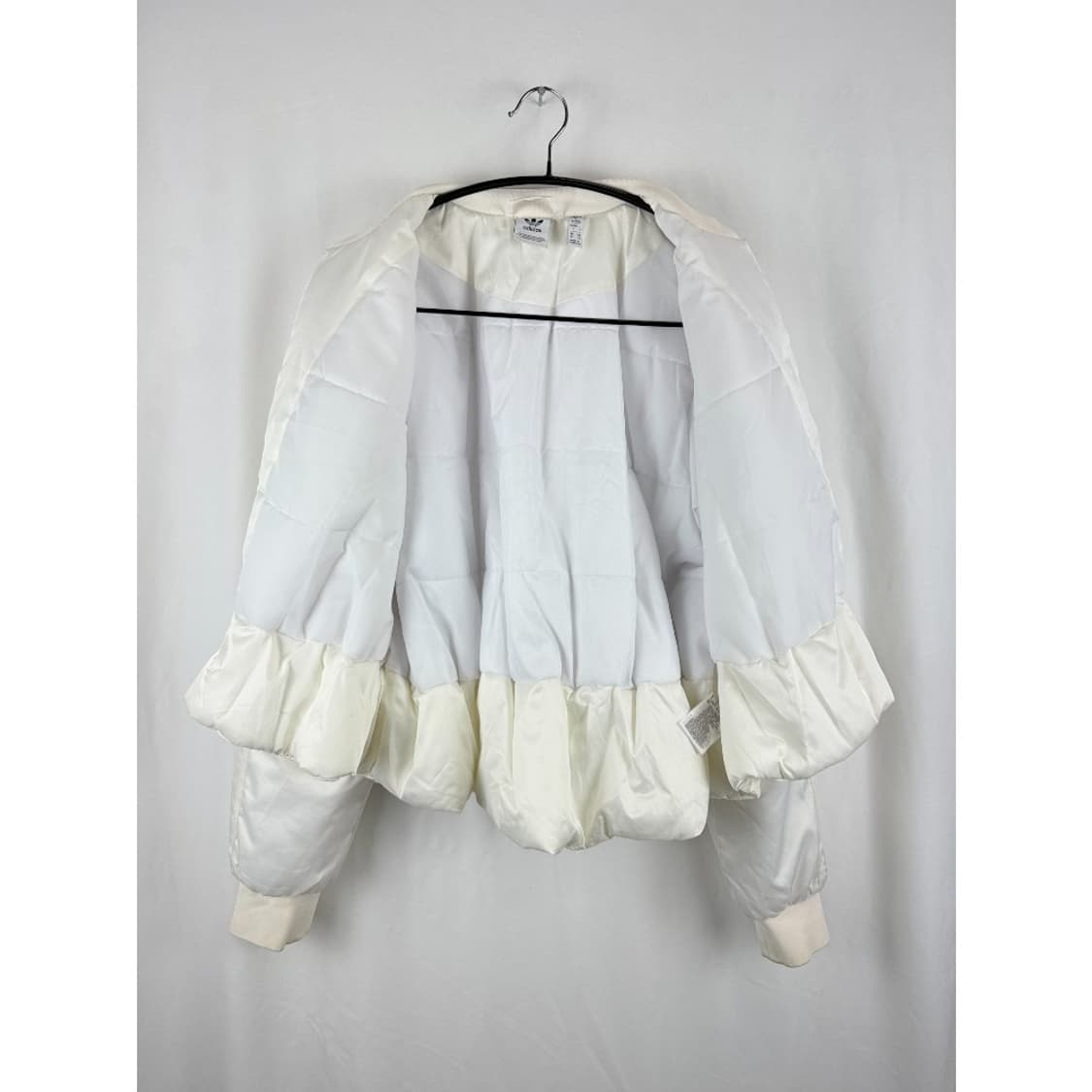 (XS) 아디다스 프릴 보머 크롭 패딩 화이트 상품이미지8