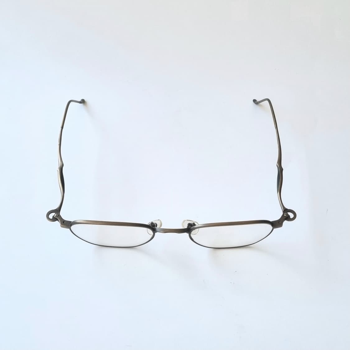 데드스탁 엔틱 브라운 다각 티타늄 안경테 상품이미지4