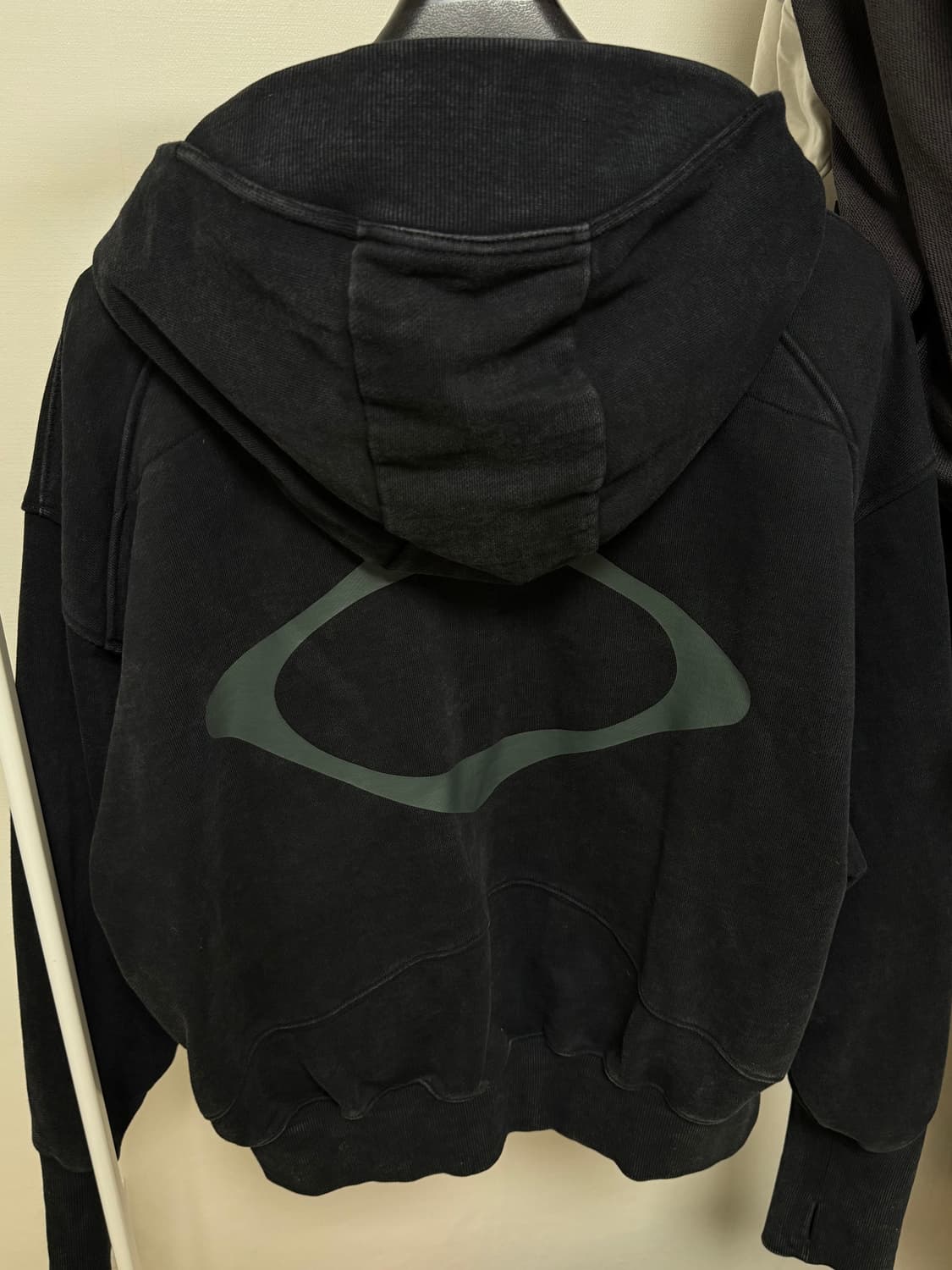 BIG POCKET HOODIE 상품이미지2
