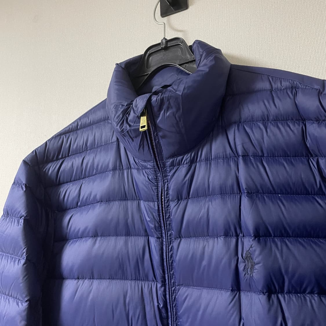 폴로 랄프로렌 경량 패딩점퍼 네이비 M (100) 상품이미지4