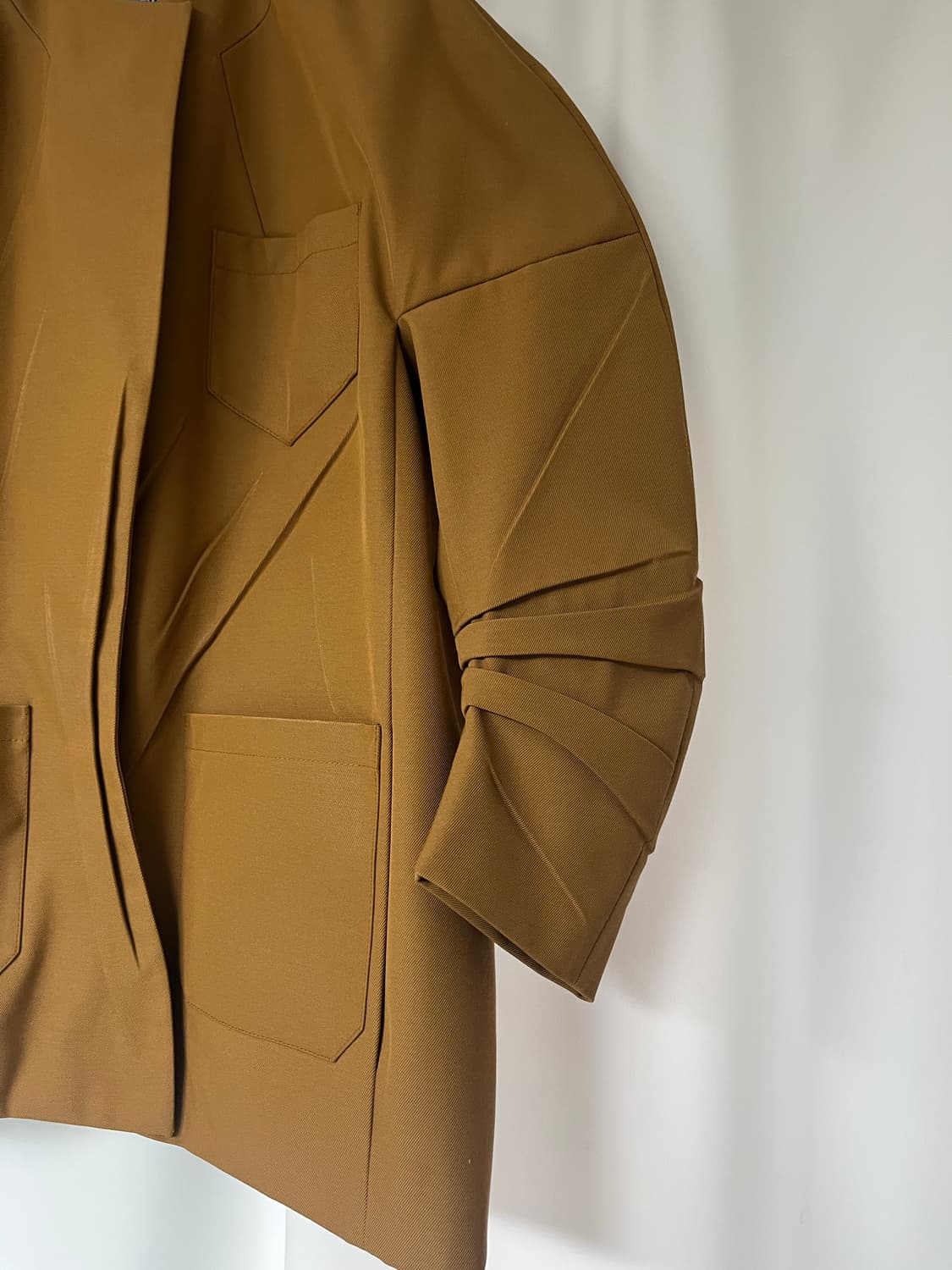 프라다 백 삼각로고 카라리스 링클 개버딘 재킷 상품이미지3