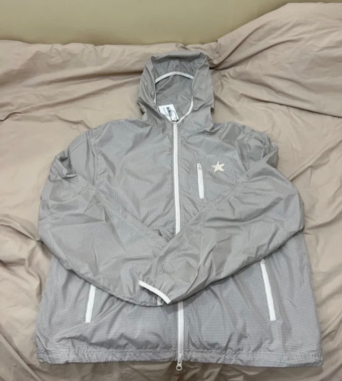 (택 O) 더콜디스트모먼트 TCM 체크 바람막이 베이지 새상품 상품이미지1