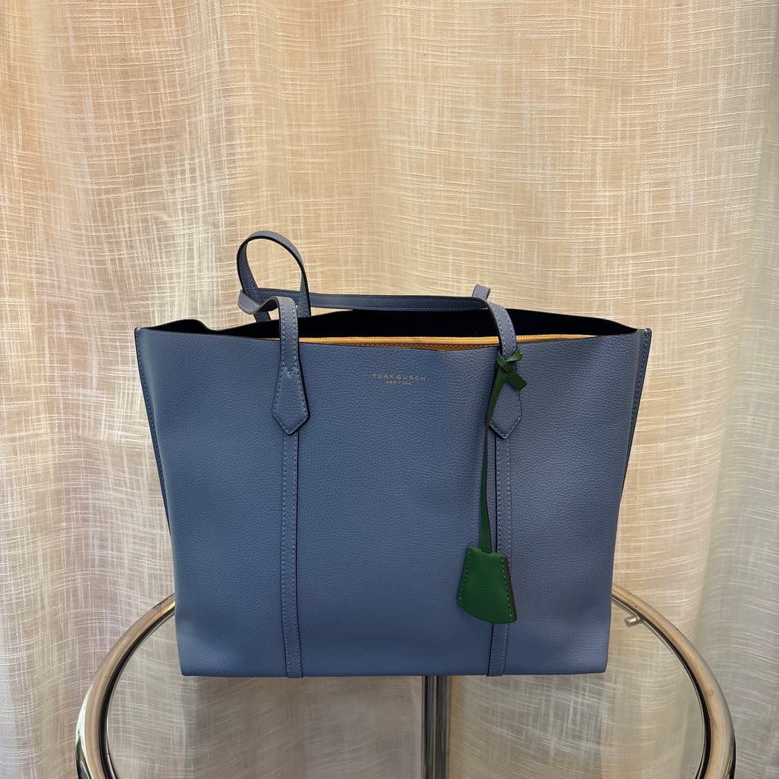 정품 토리버치 가죽 숄더백     상품이미지1