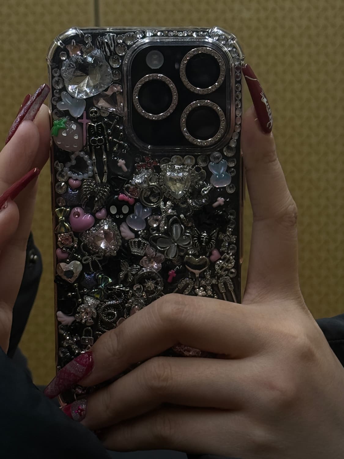 큐빅 폰케이스 맞춤제작 상품이미지1