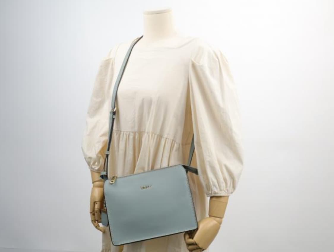 디케이앤와이 크로스백 상품이미지10