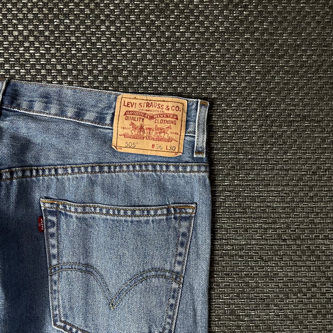 (36) 리바이스 505 36X30 연청 레귤러핏 데님 팬츠 상품이미지7