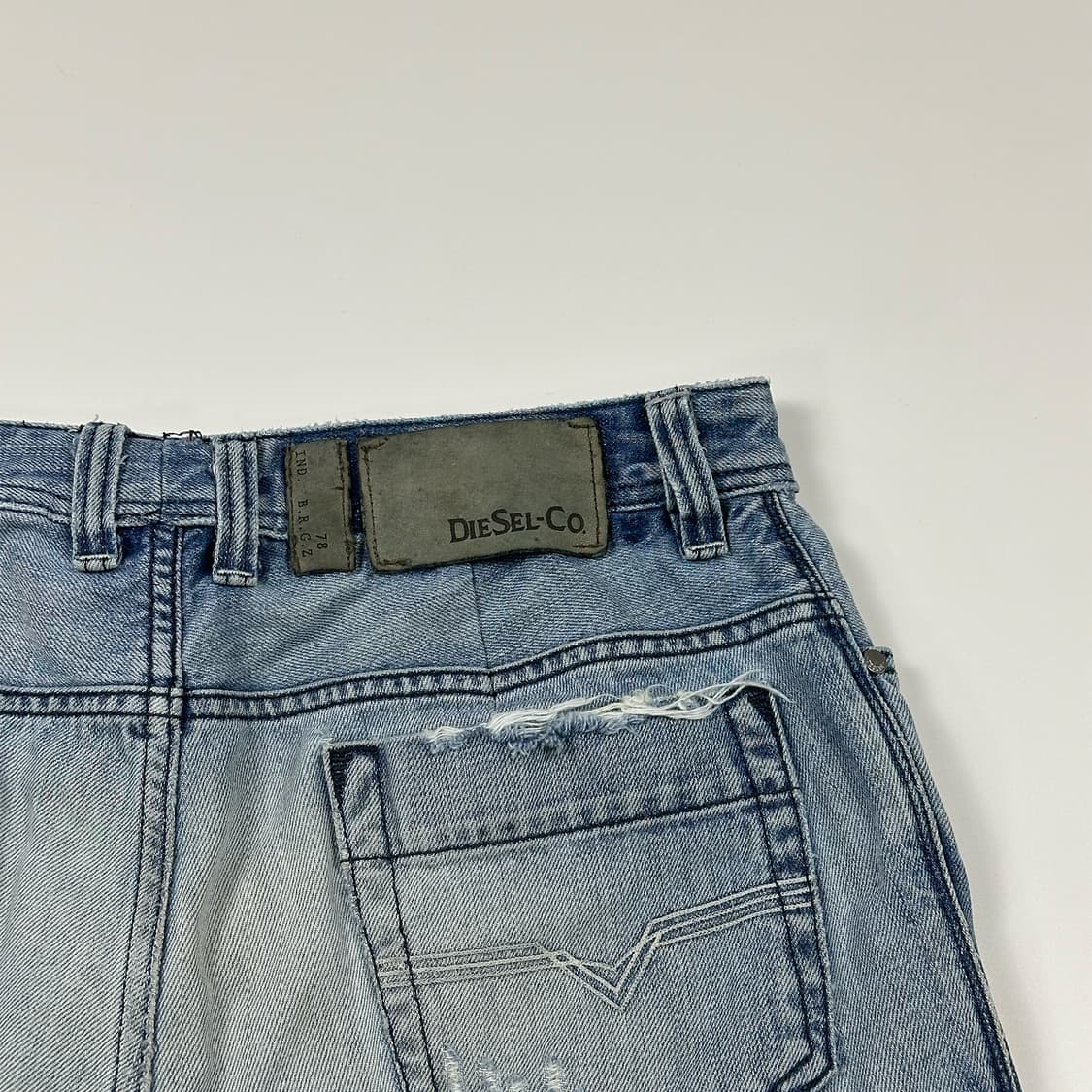 디젤 사파도 데님 쇼츠 상품이미지3