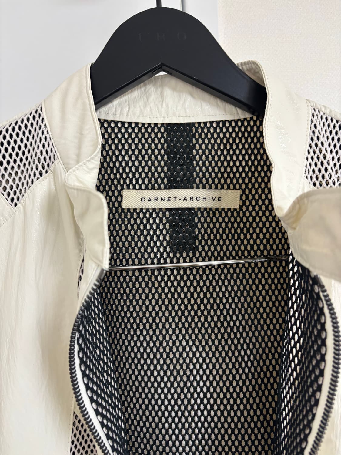 까르넷 아카이브 MESH TRACK JACKET / WHITE 상품이미지6