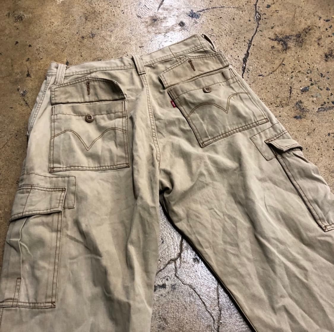 리바이스 베이지 카고팬츠 상품이미지1