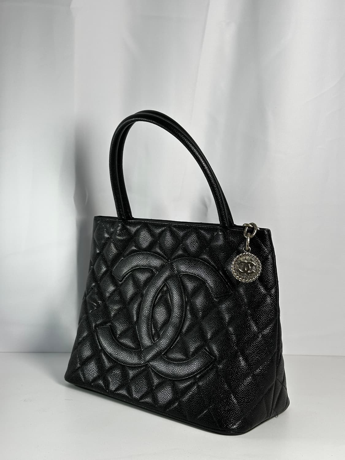 Chanel 샤넬 메달리온 토트백 / 코인백 상품이미지2