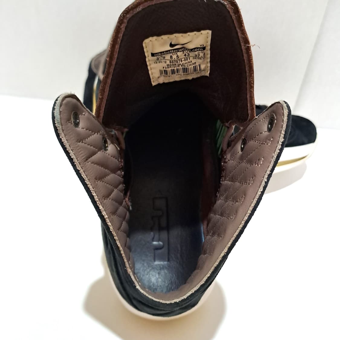 (택포) 나이키 르브론 10 EXT 스웨이드 농구화 270 B681 상품이미지9