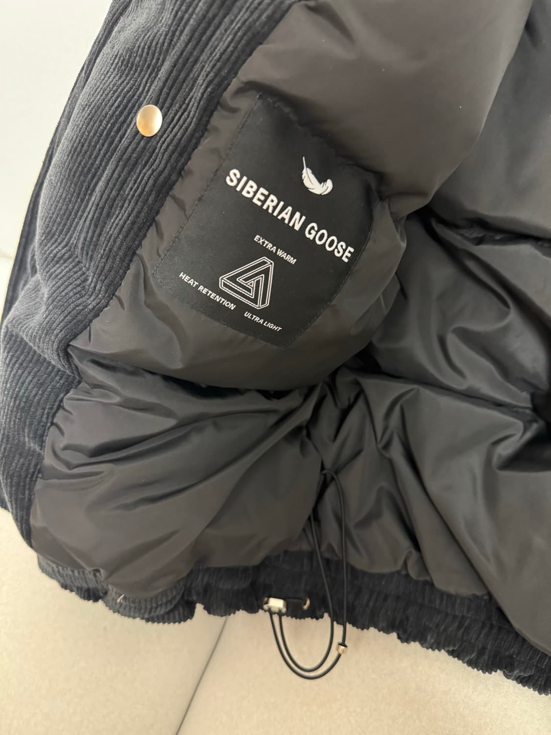 솔리드옴므 24fw 코듀로이 패딩 48 블랙 상품이미지3