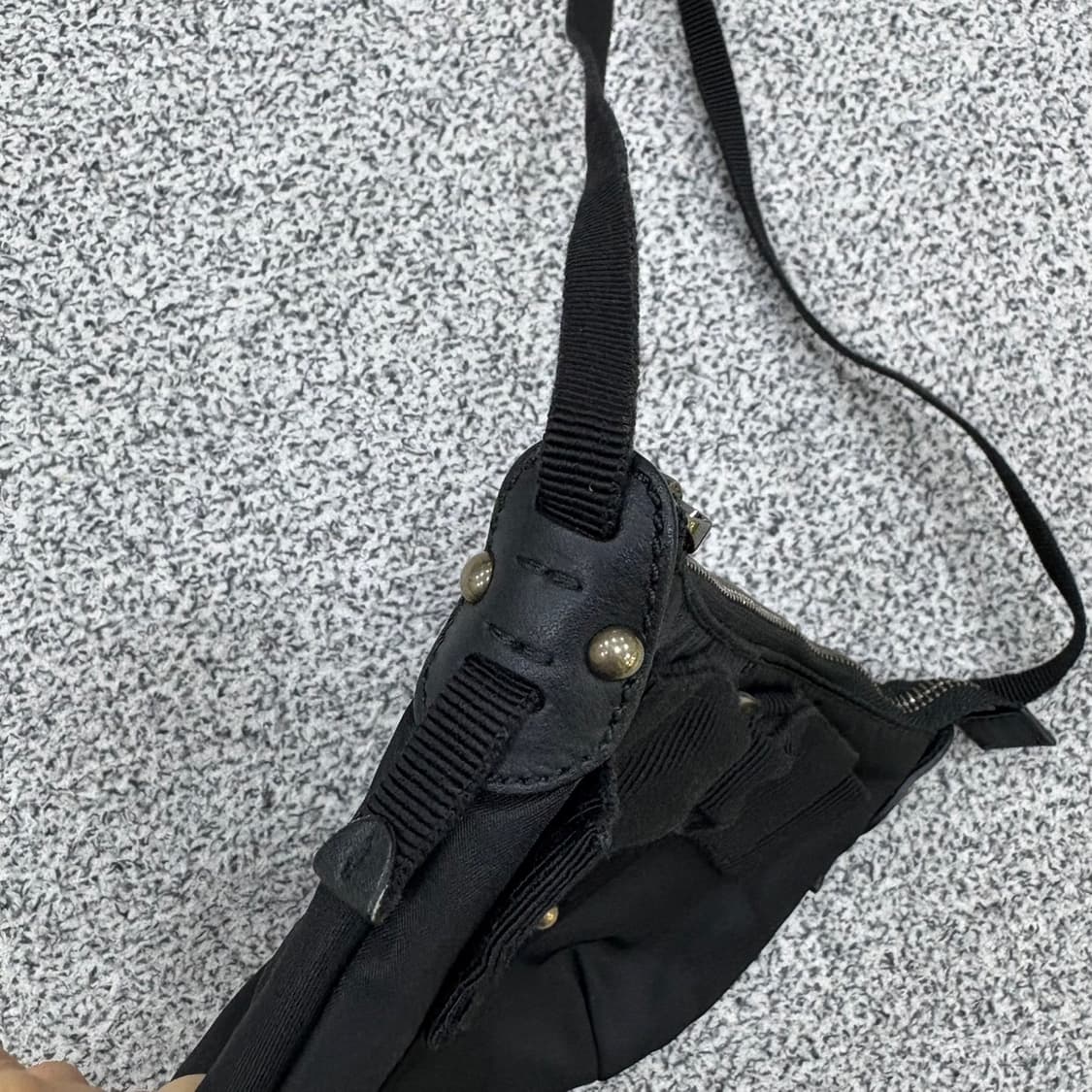 페라가모 바라 리본 숄더백 0414J 상품이미지4