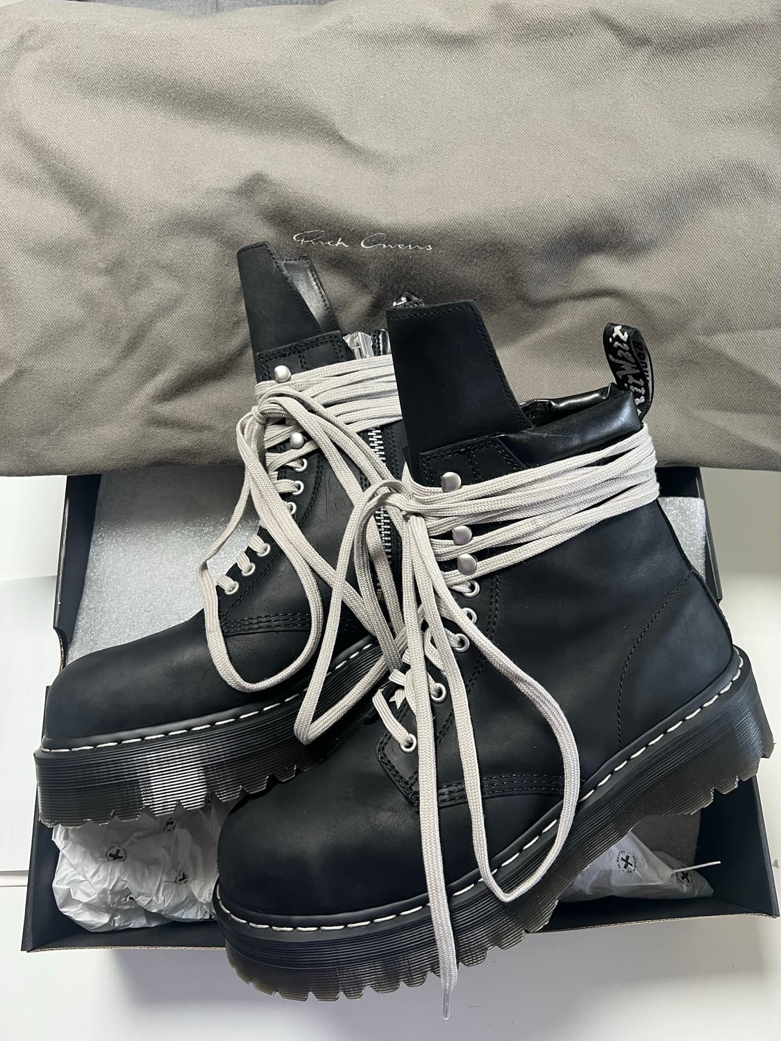 [교환 or 판매] UK9.5 닥터마틴 릭오웬스 쿼드 솔 스틸 토 부츠 상품이미지1