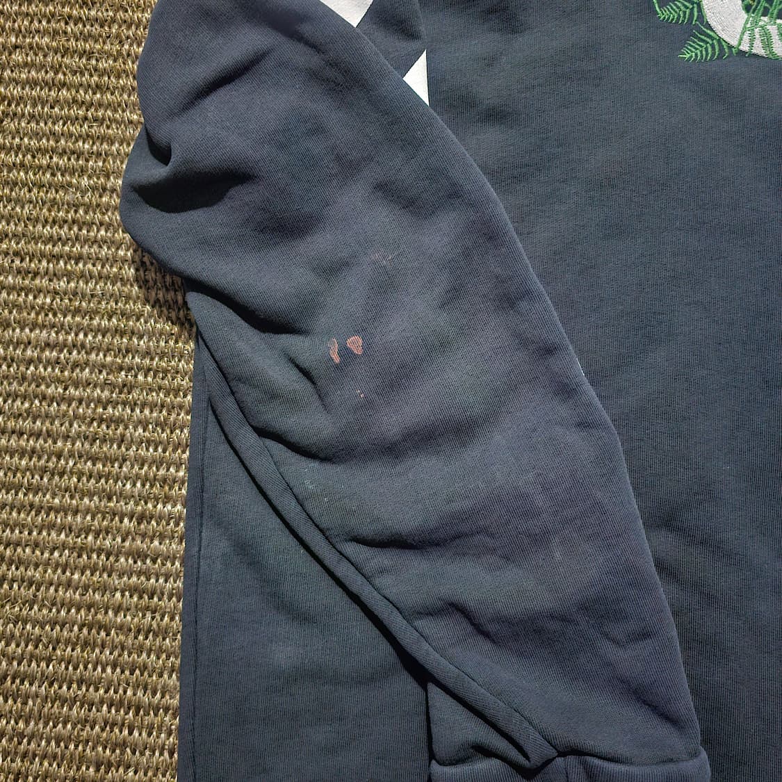 오프화이트 후드 블랙 M 나뭇잎 자수 상품이미지3