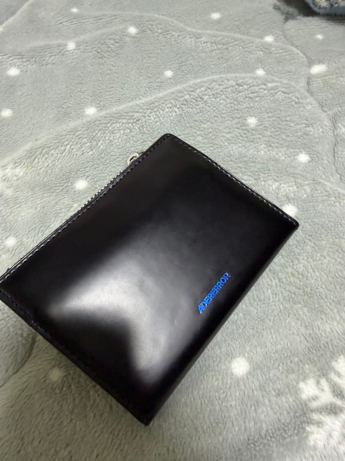 아더에러 카드지갑 팝니다 상품이미지4