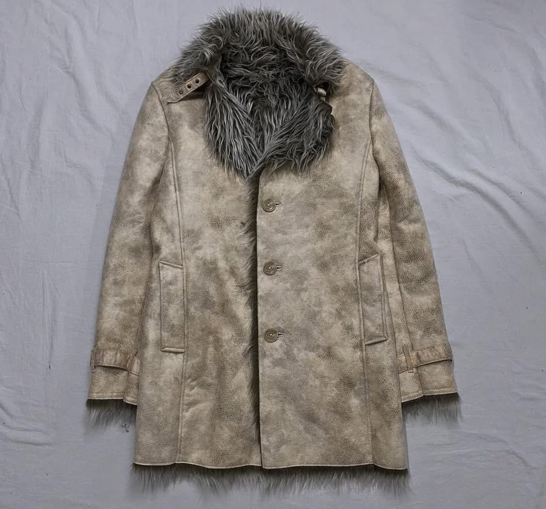 Semantic design faux fur trimming beige 상품이미지1