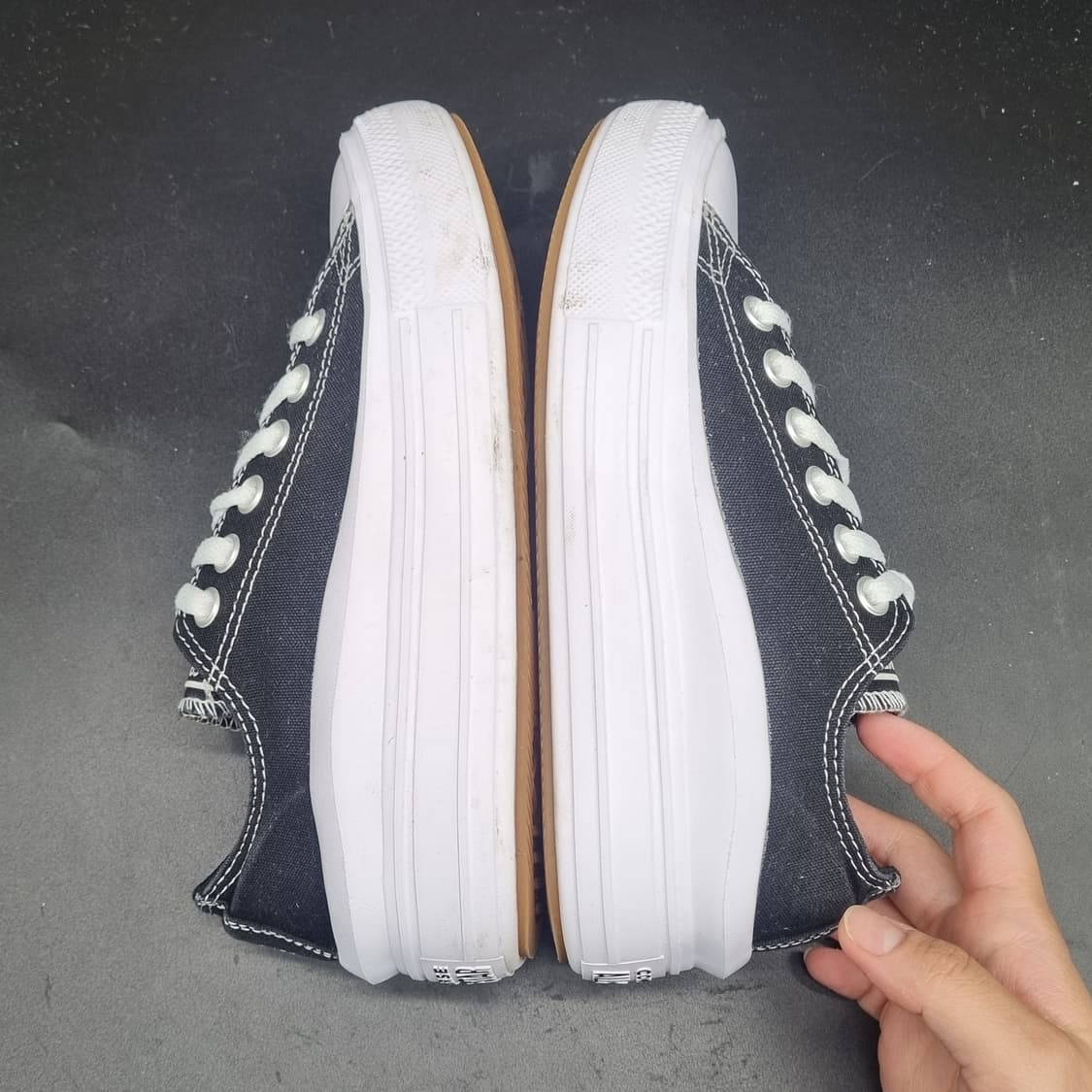 컨버스 무브 블랙 로우 스니커즈235 상품이미지5