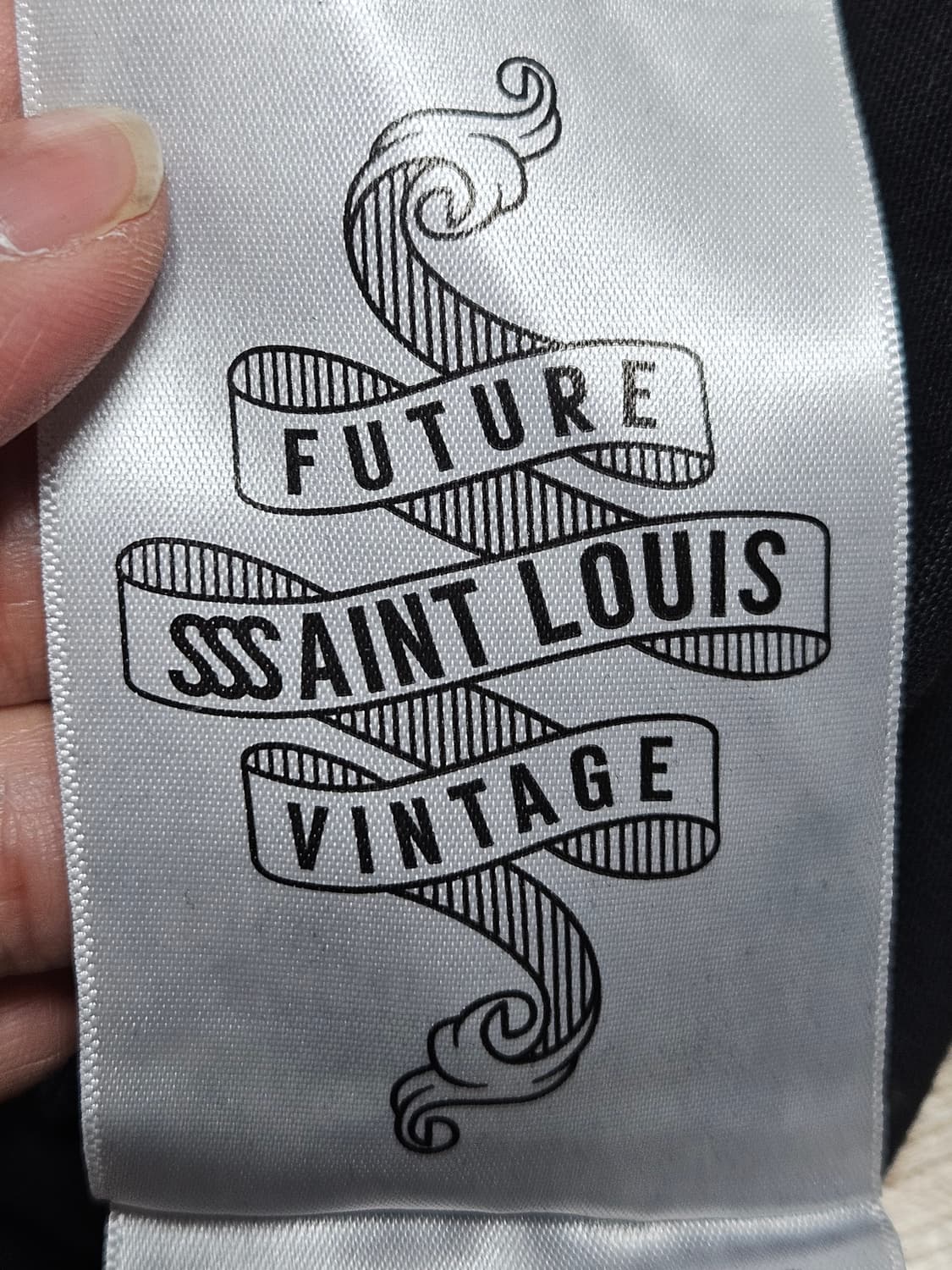 세인트 루이스 페인팅 큐빅 반팔 티셔츠 L사이즈 상품이미지5