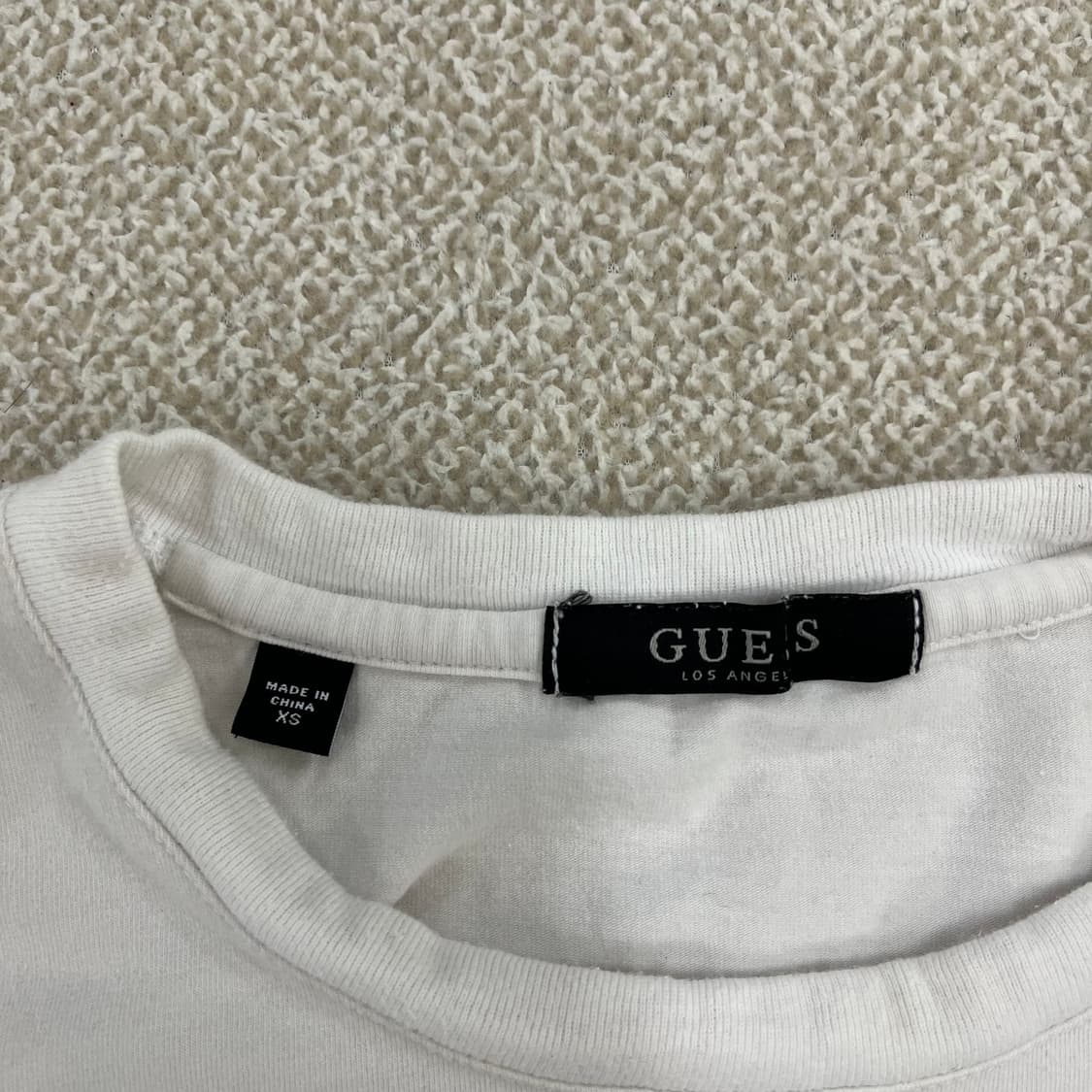 XS 게스 금장로고 반팔 티셔츠 0225M1 상품이미지2