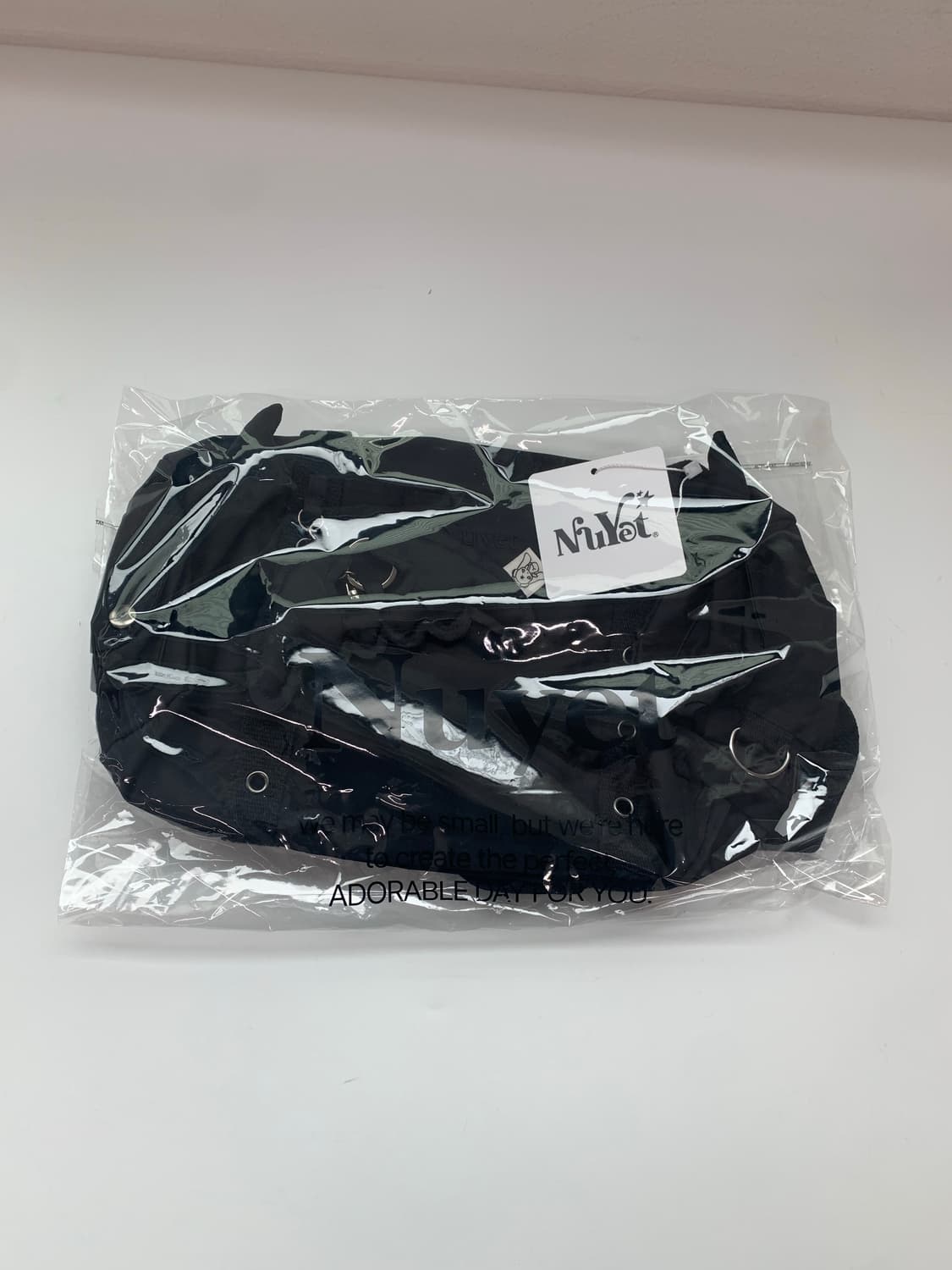 NUYET Devil round boston bag _ Black 상품이미지5