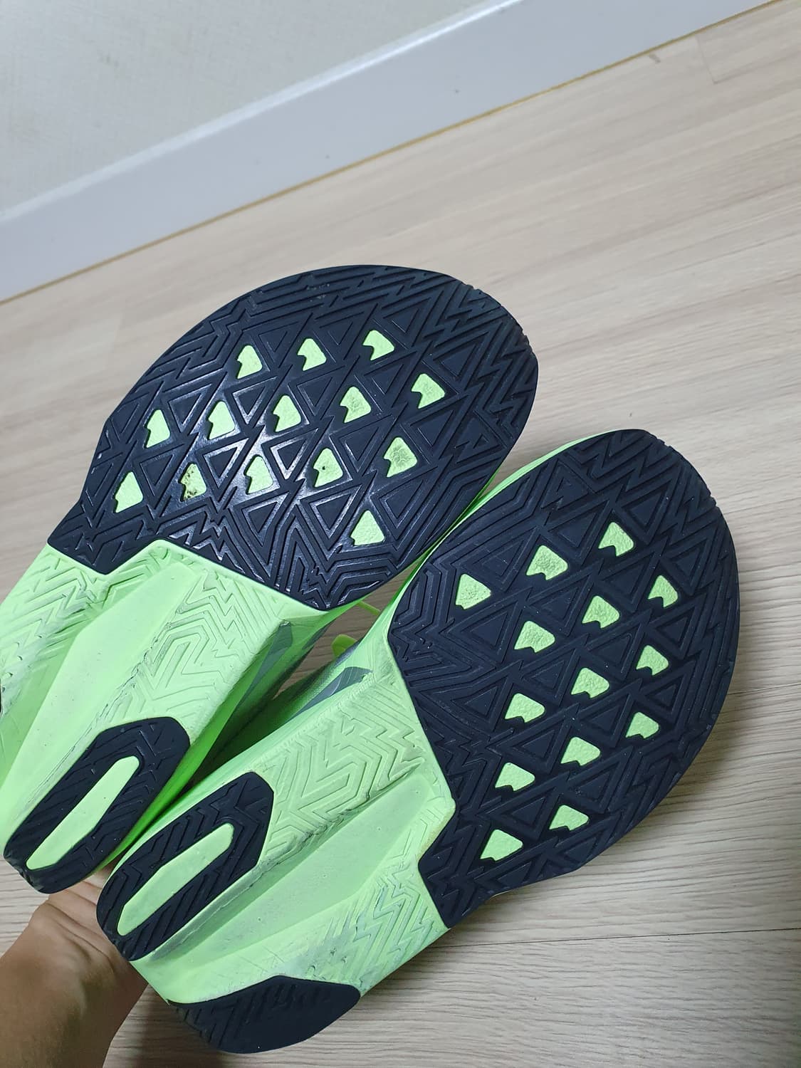 뉴발란스 퓨어셀 레벨 v5 러닝화 260 상품이미지8