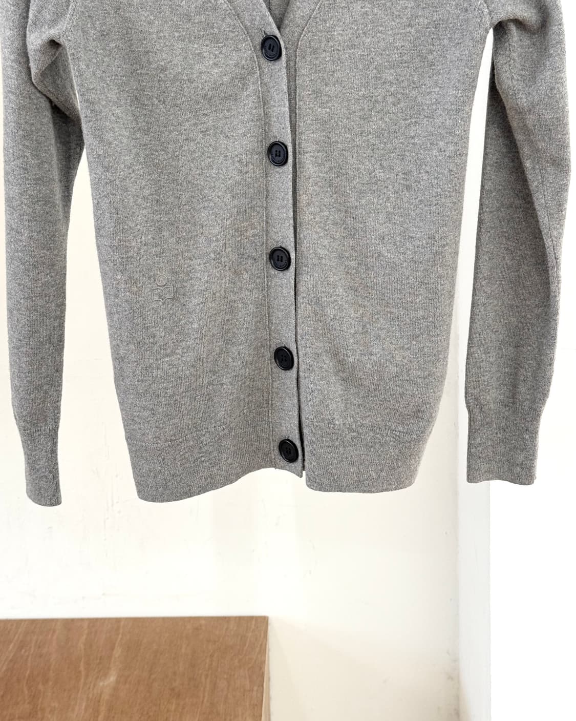 이자벨 마랑 에뚜왈 그레이 브이넥 니트 가디건 상품이미지5