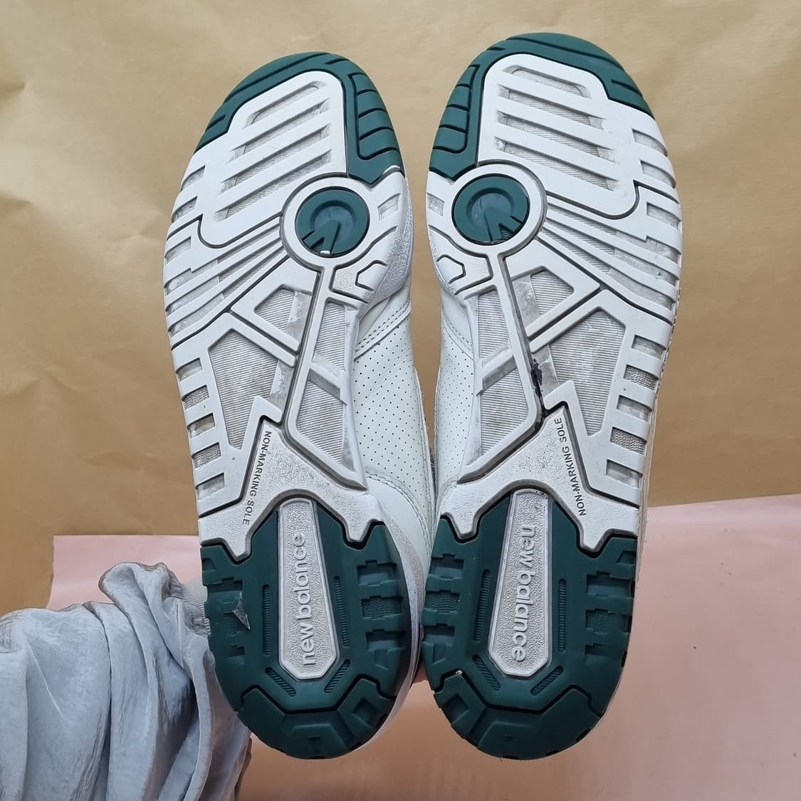 뉴발란스550 남성운동화295 상품이미지3