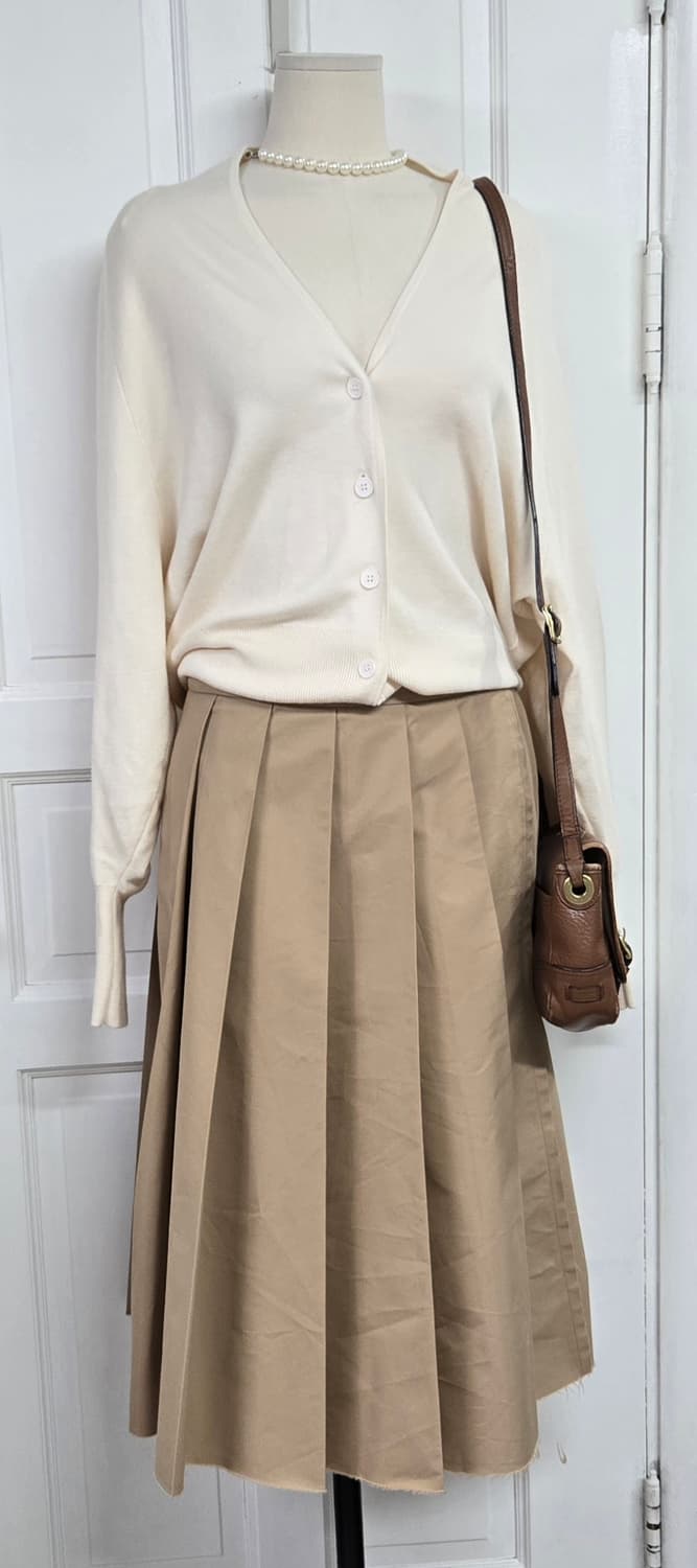 COS크림가디건/베이지 플리츠스커트 상품이미지1