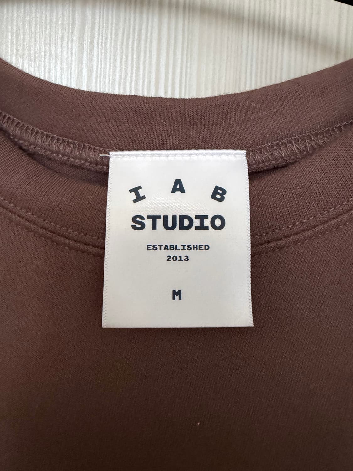 아이앱 스튜디오 롱슬리브 초코 크림 M 상품이미지2