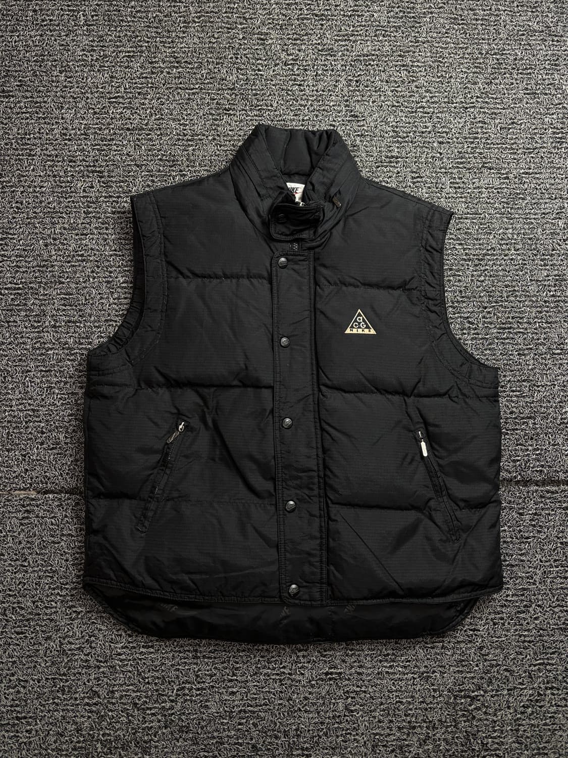 00s 나이키 acg 올드스쿨 다운 패딩 베스트 2204 상품이미지2