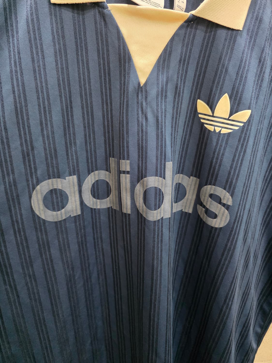 공용)아디다스 오리지널스 칼라드 골리 탑 블랙 M 상품이미지4