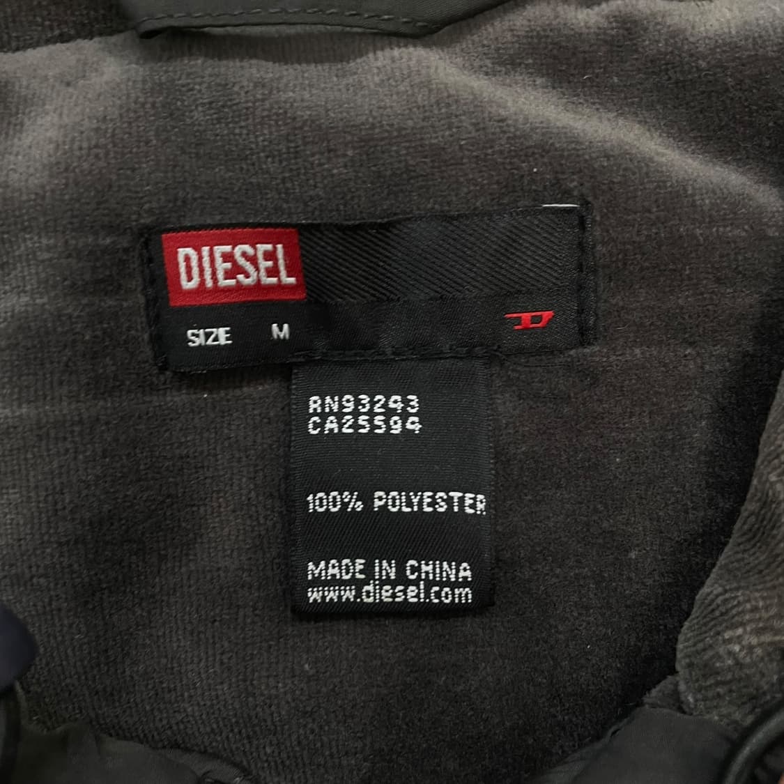 디젤 Diesel 크롭 후드 점퍼 상품이미지6