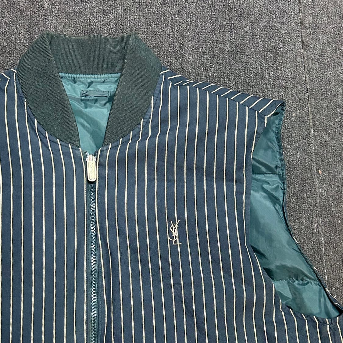 YSL 입생로랑 아카이브 양면 리버시블 패딩 조끼 100 상품이미지5