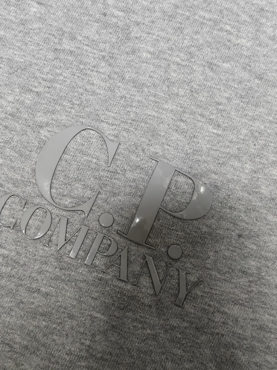 C.P컴퍼니 히든로고 맨투맨 그레이 L 상품이미지2