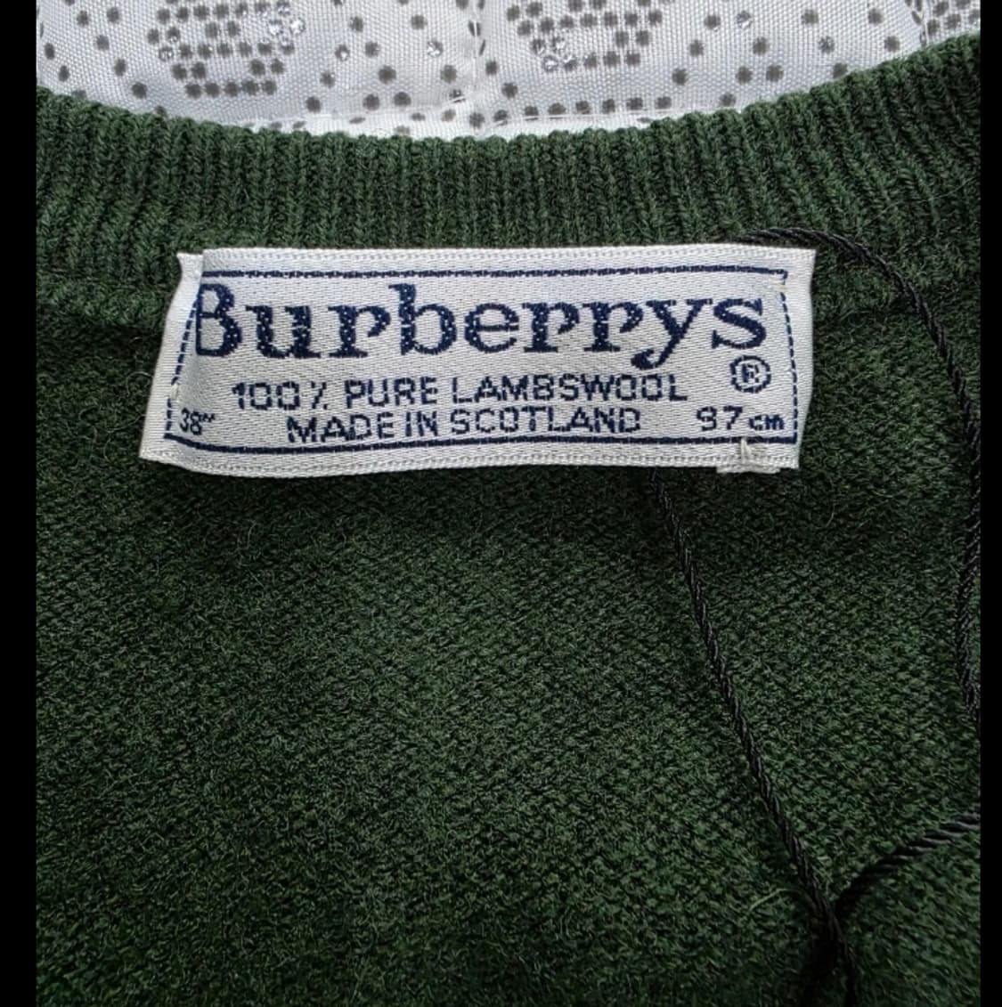 정품 버버리 램스울 V넥 니트 ~66 상품이미지5
