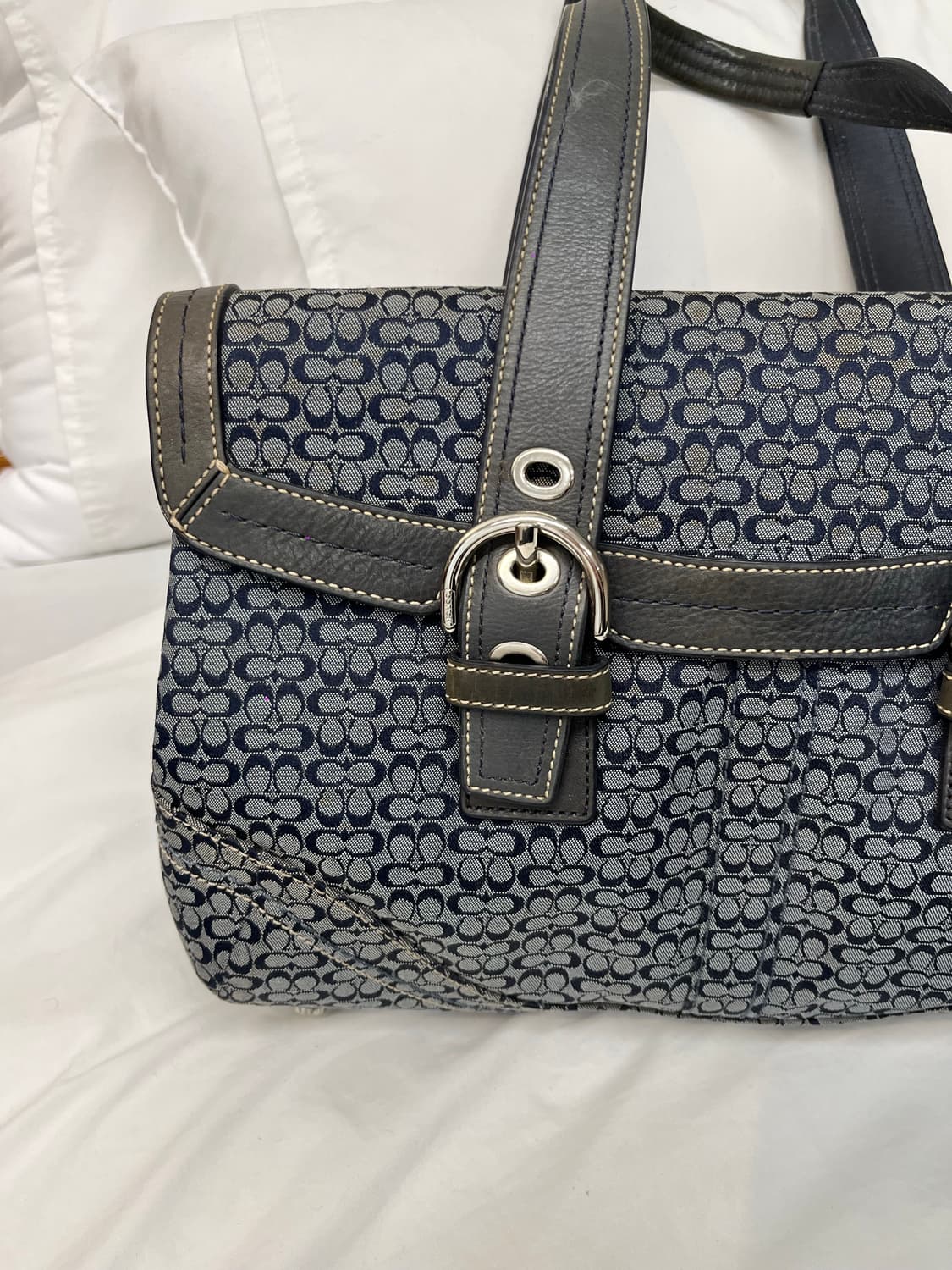 Coach Gray & Navy Shoulder Bag 상품이미지6