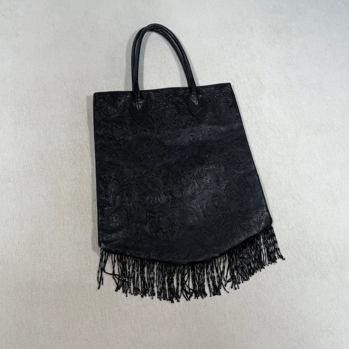 Beaded fringe Black Tote Bag 상품이미지3