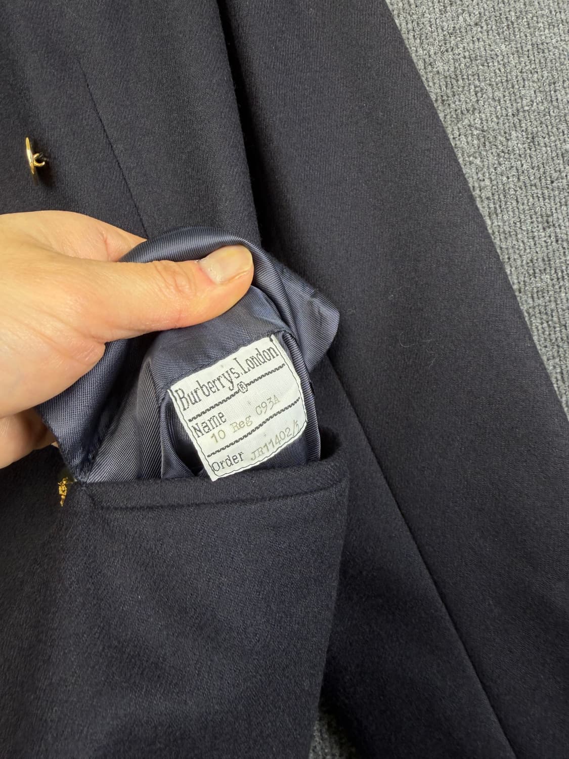 버버리 금장버튼 더블 블레이저 상품이미지5