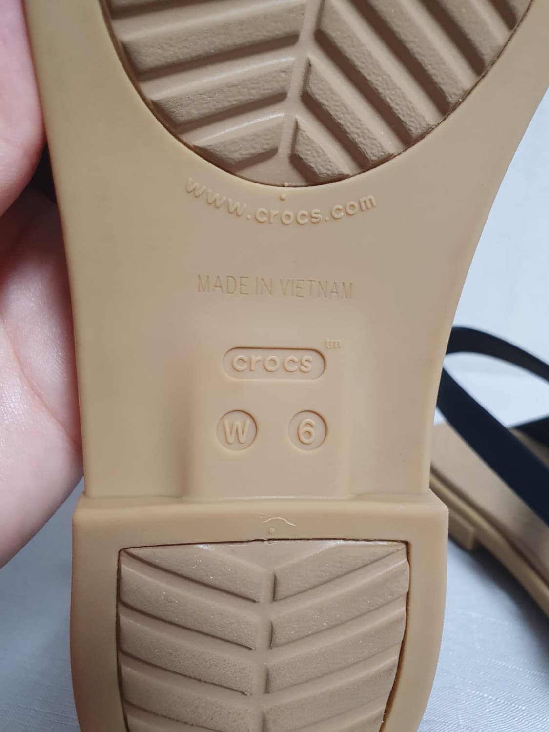 무료배송 230mm 크록스 샌들 툴룸 블랙 베이지 스트랩샌들 상품이미지9